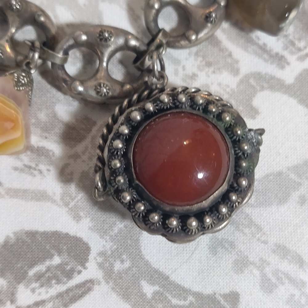 ETRUSCAN Vintage silver MADE ITALY PREOWNED 1800S charm bracelet - Picture 4 of 8